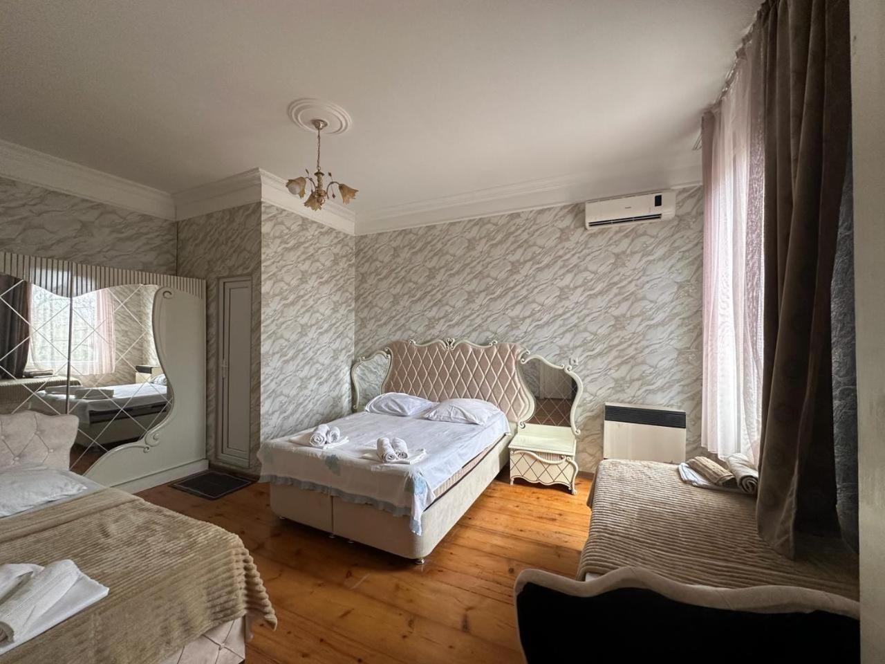 Rezo'S Ranch Apartment Samtredia ภายนอก รูปภาพ
