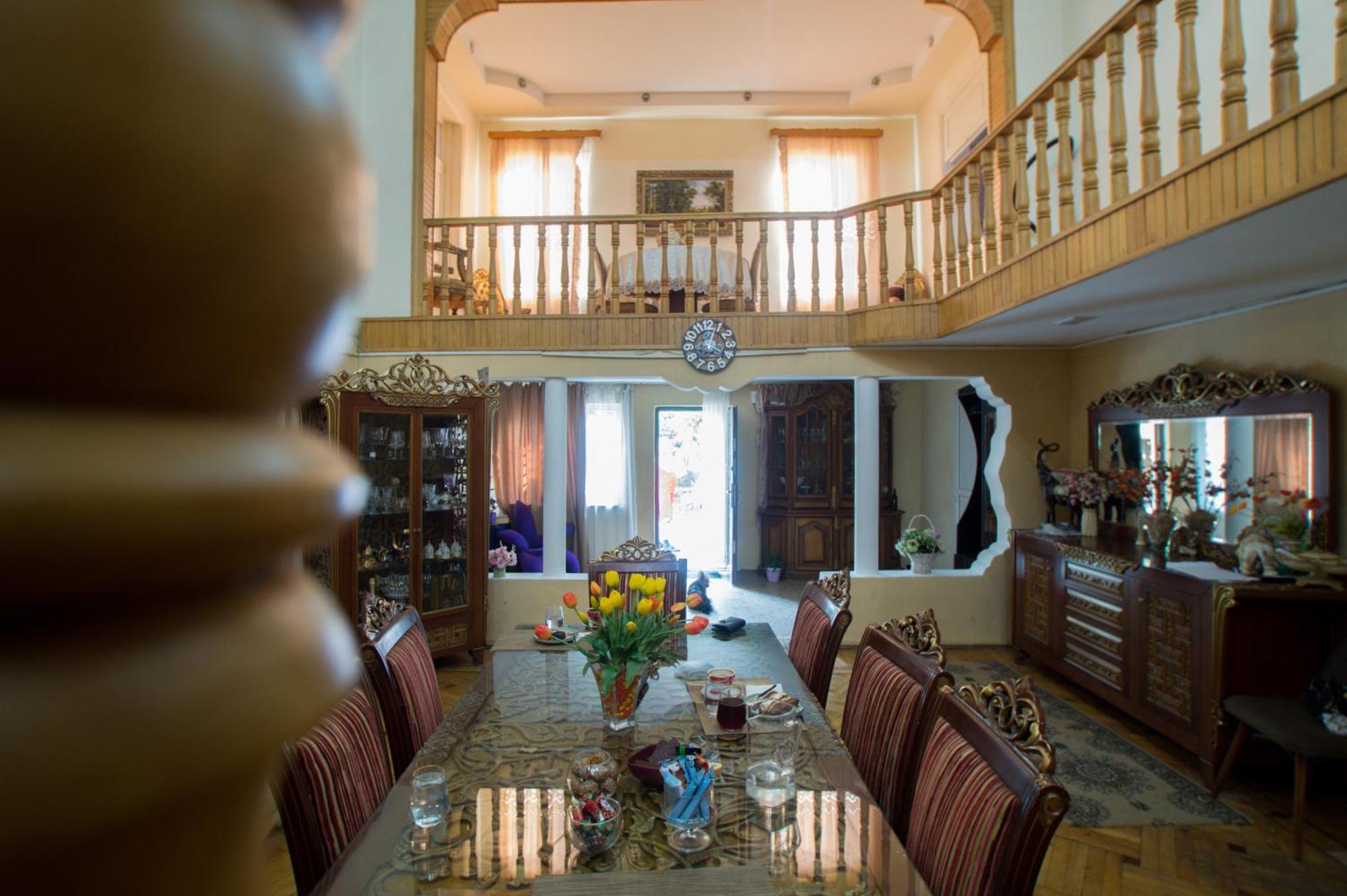 Rezo'S Ranch Apartment Samtredia ภายนอก รูปภาพ